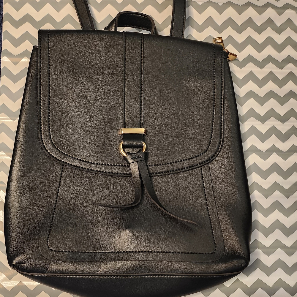 Elegant Black Leather Backpack